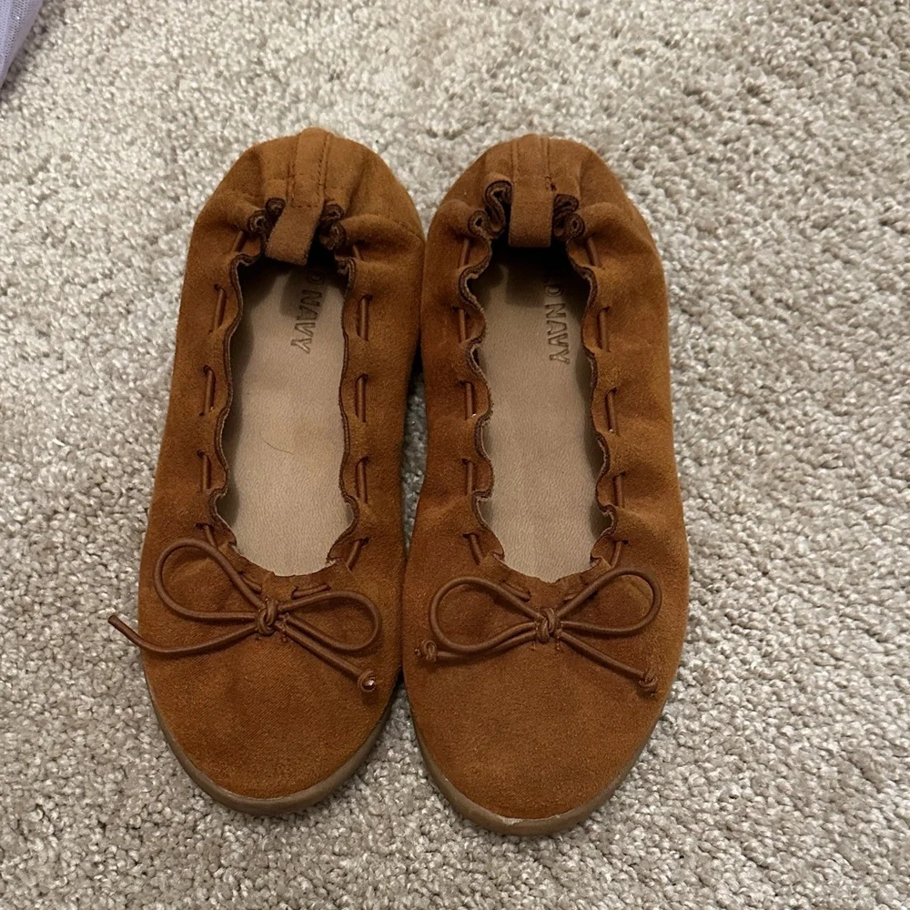 Old Navy Brown Kids Moccasins with Bow